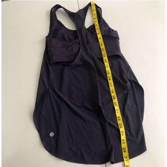 Lululemon Twist Around Tank Top Built in Bra Boysenberry Breathable Size 4 - Picture 9 of 10